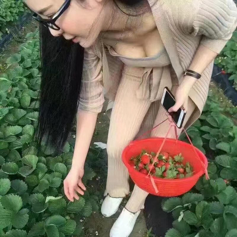 ����һŮ��ס�Ƶ�����]�_�����˷��l�F�������l���g